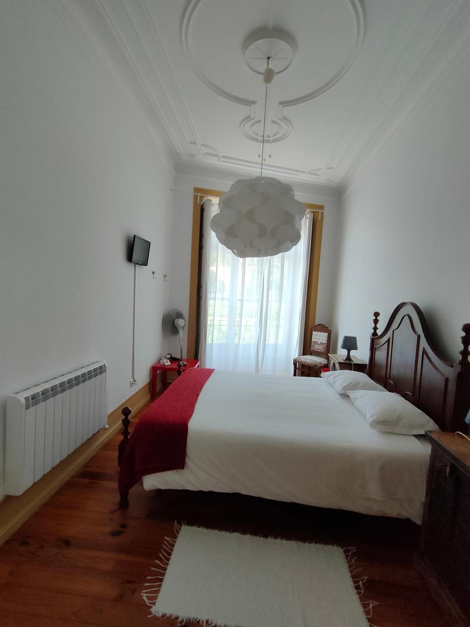 A Vianesa - Guest House Viana do Castelo Esterno foto