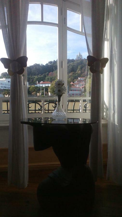 A Vianesa - Guest House Viana do Castelo Esterno foto